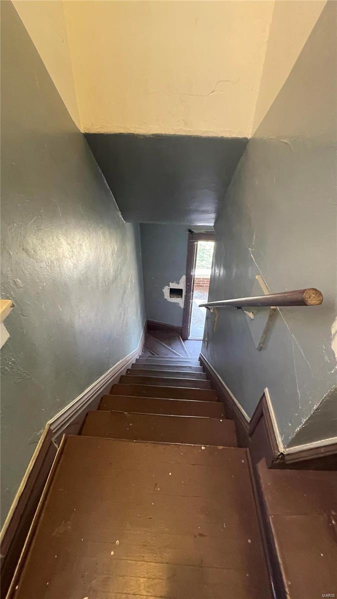 Crenshaws Add - Residential Income