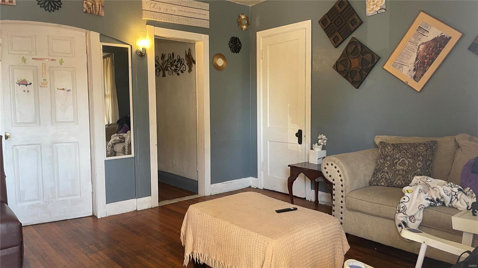 Crenshaws Add - Residential Income