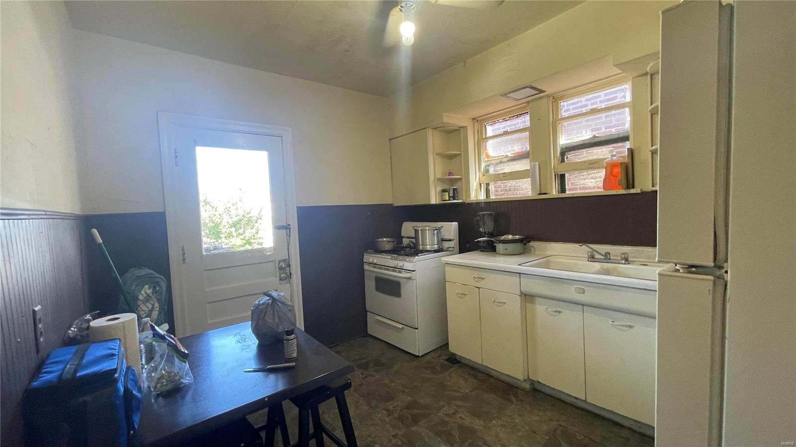 Crenshaws Add - Residential Income
