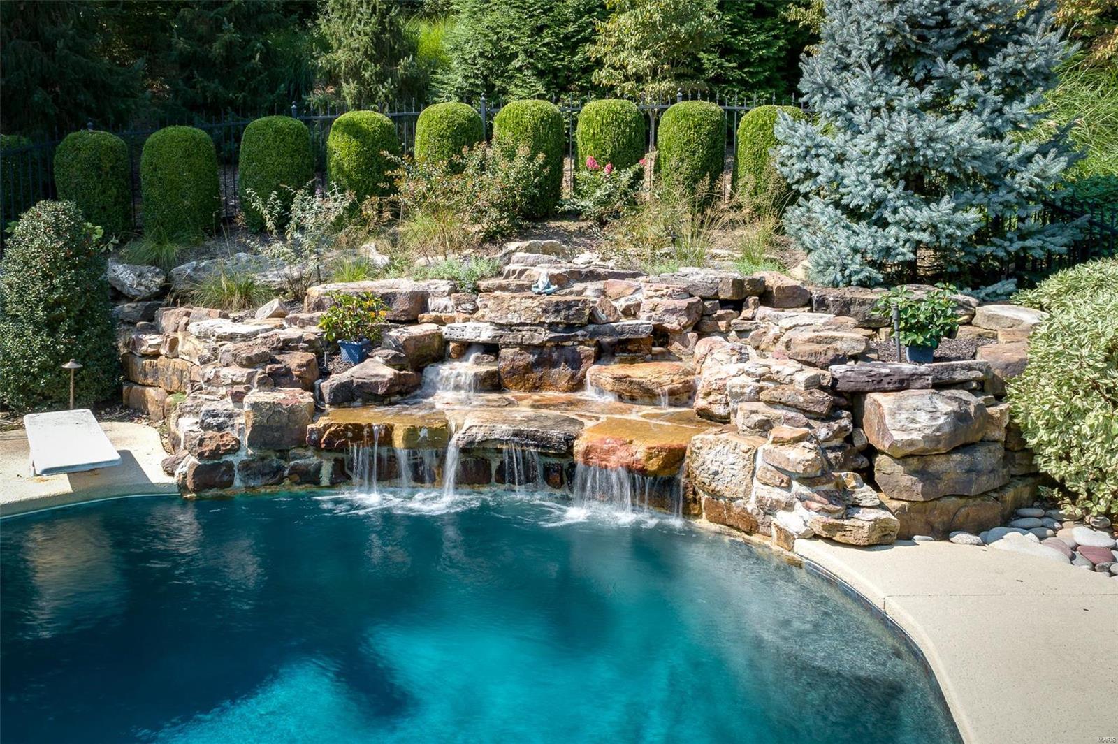 Pine Creek - Residential