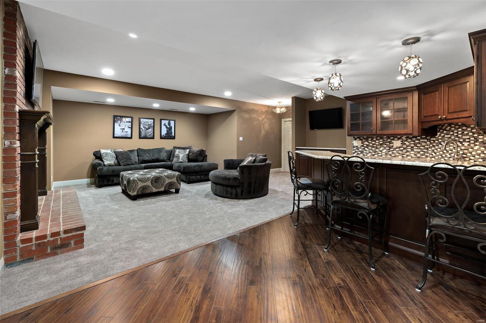 Pine Creek - Residential