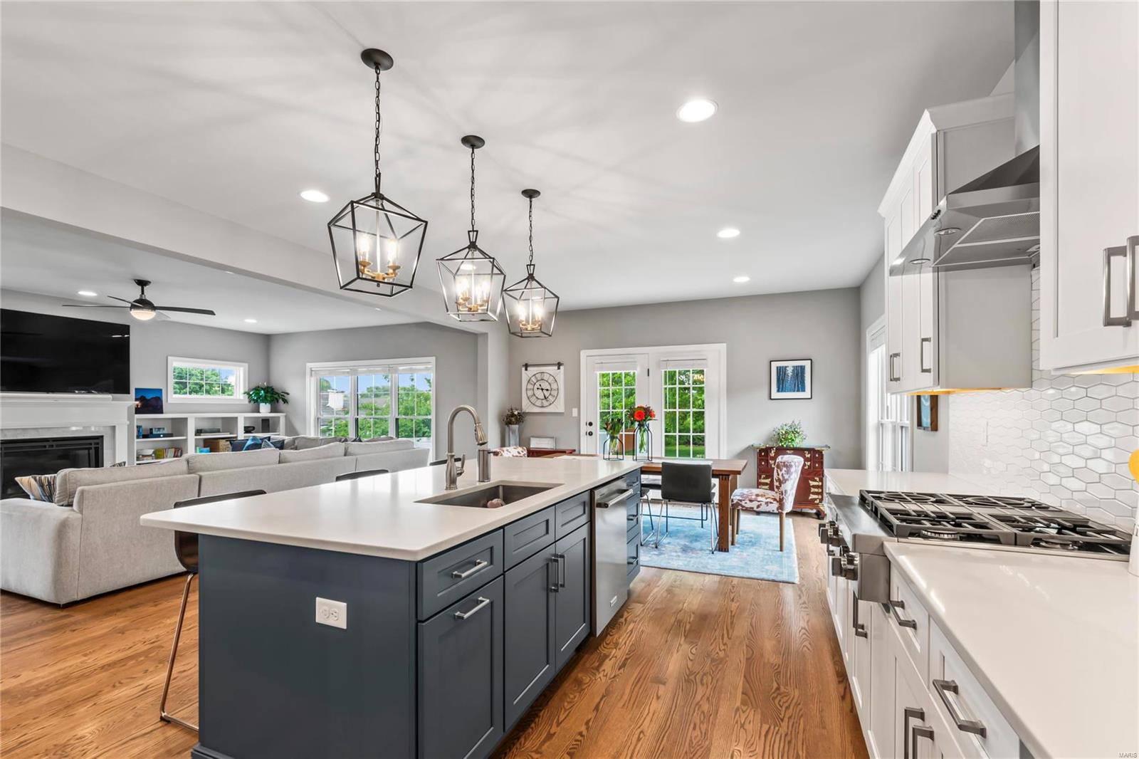 High School Terrace - Residential