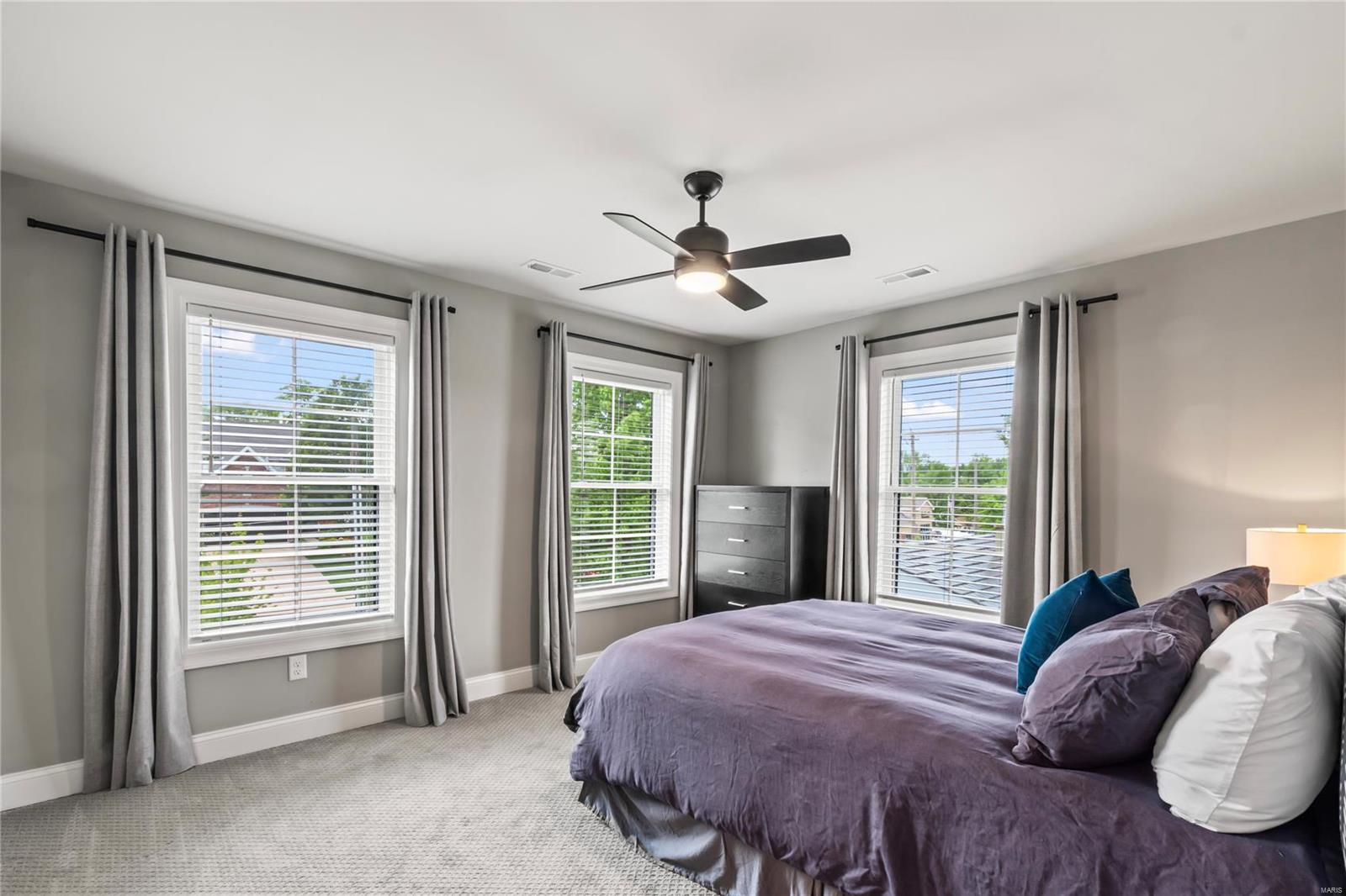 High School Terrace - Residential