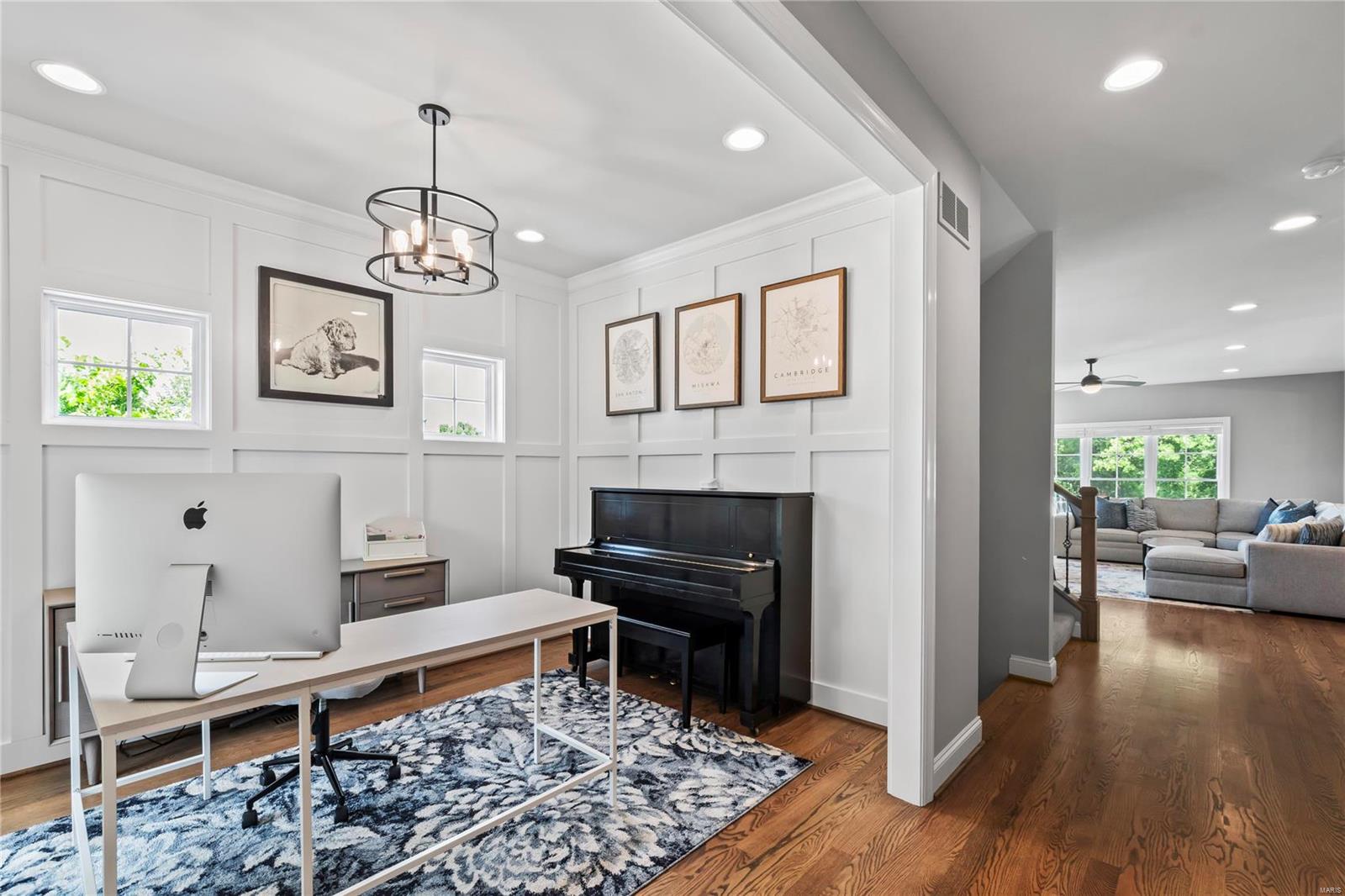 High School Terrace - Residential