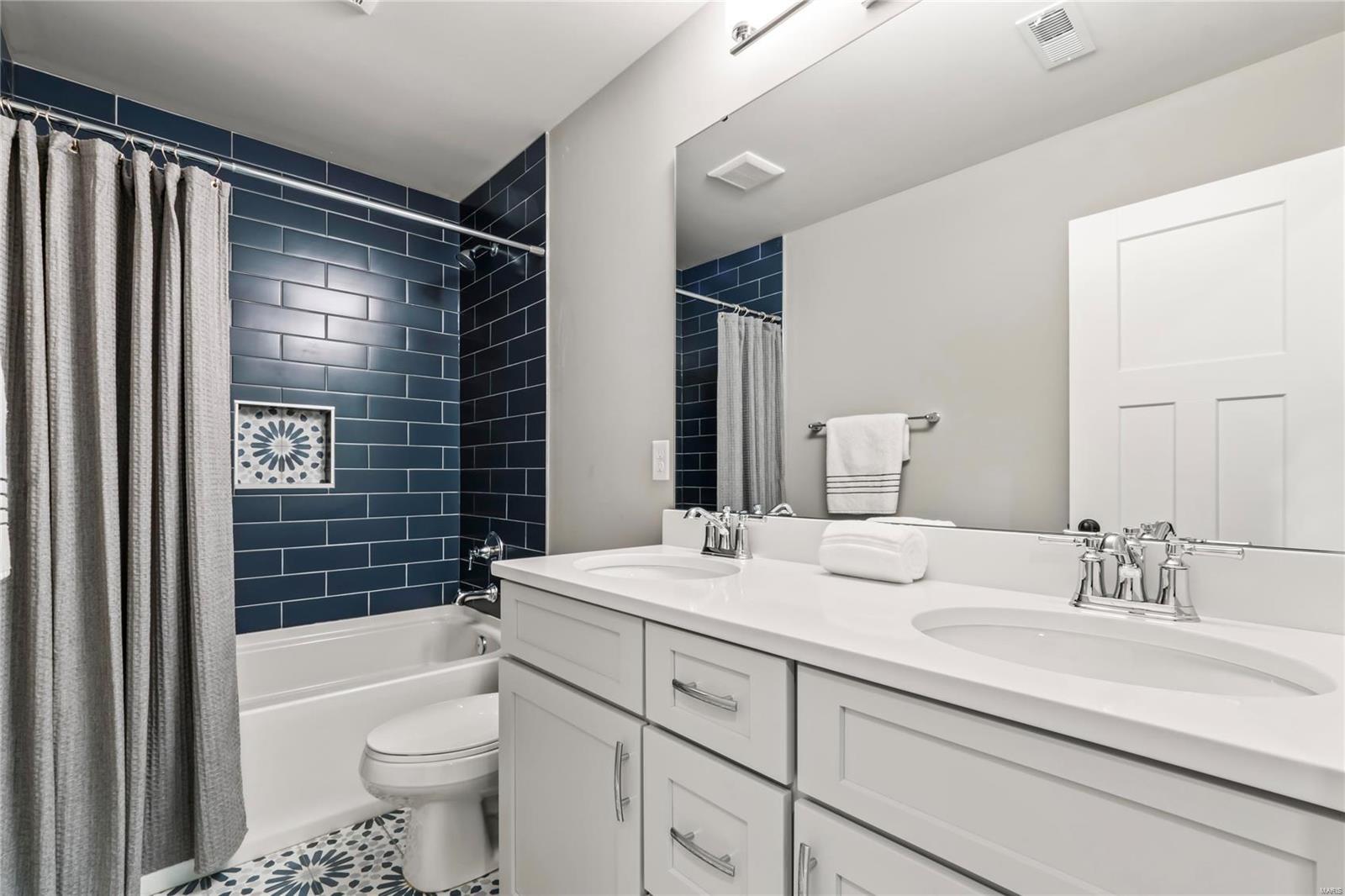 High School Terrace - Residential