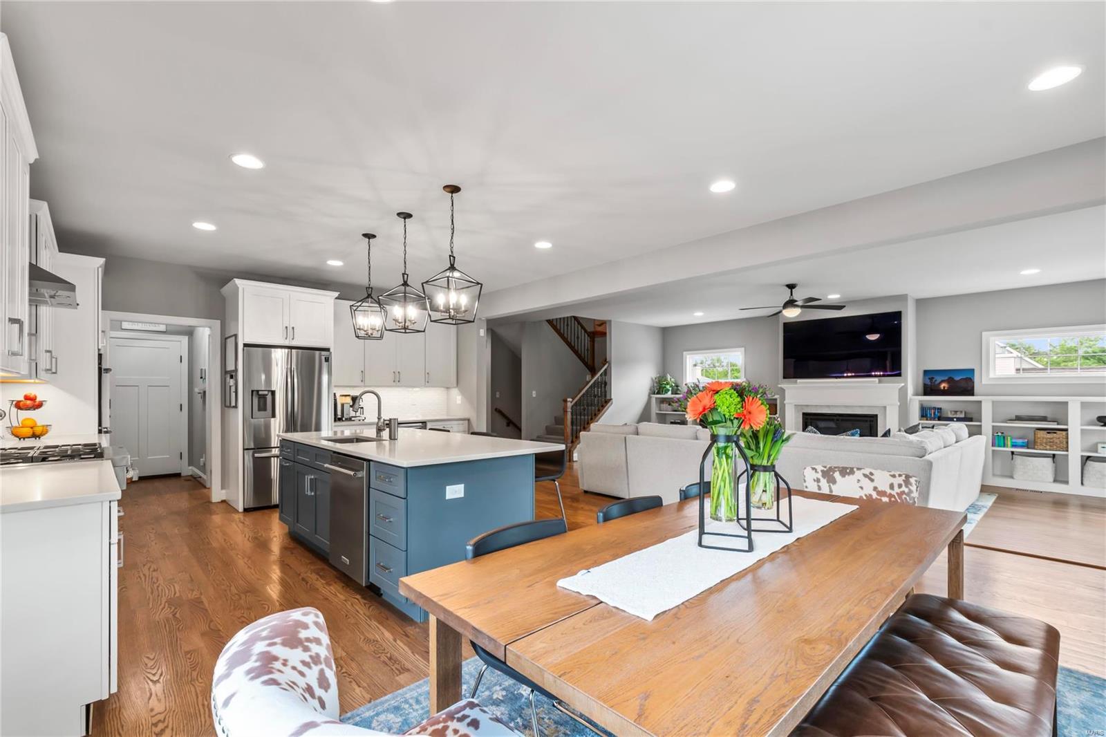 High School Terrace - Residential