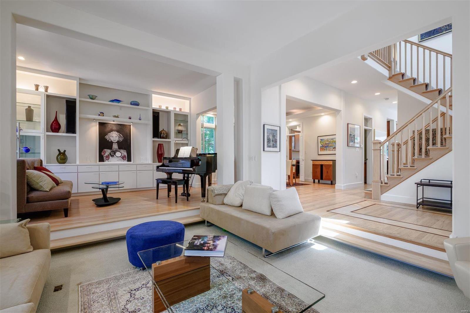 Clayton Lane Court - Residential