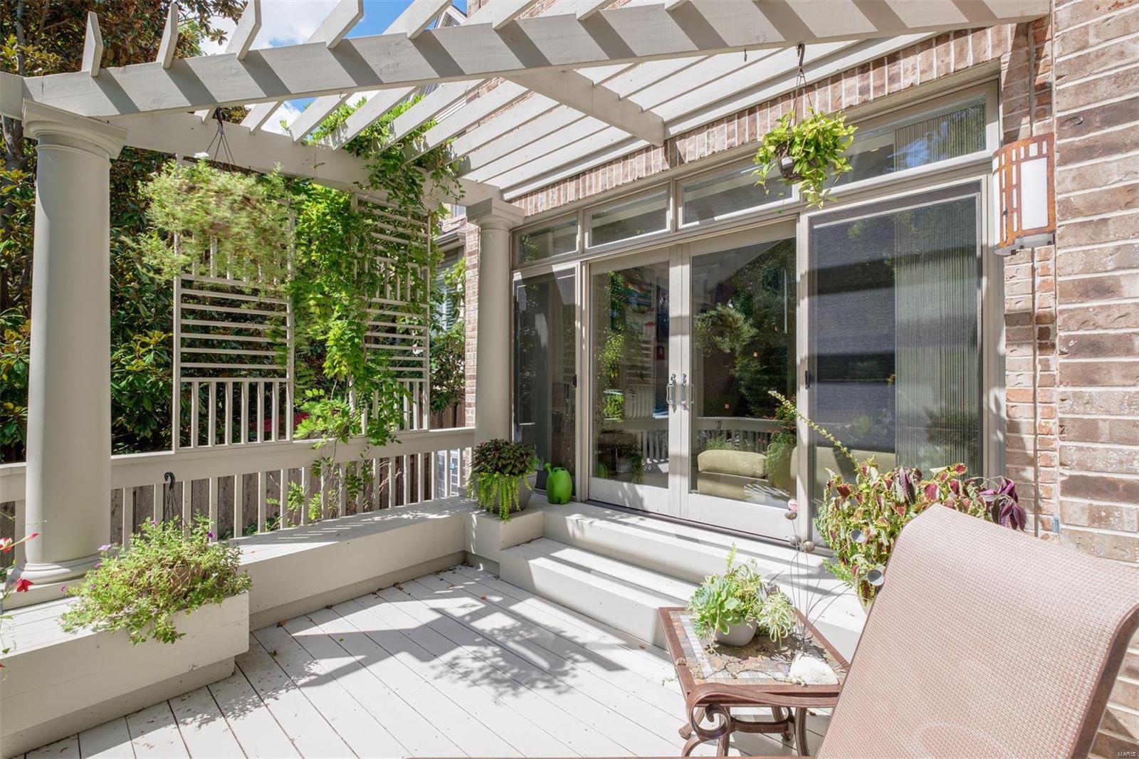 Clayton Lane Court - Residential