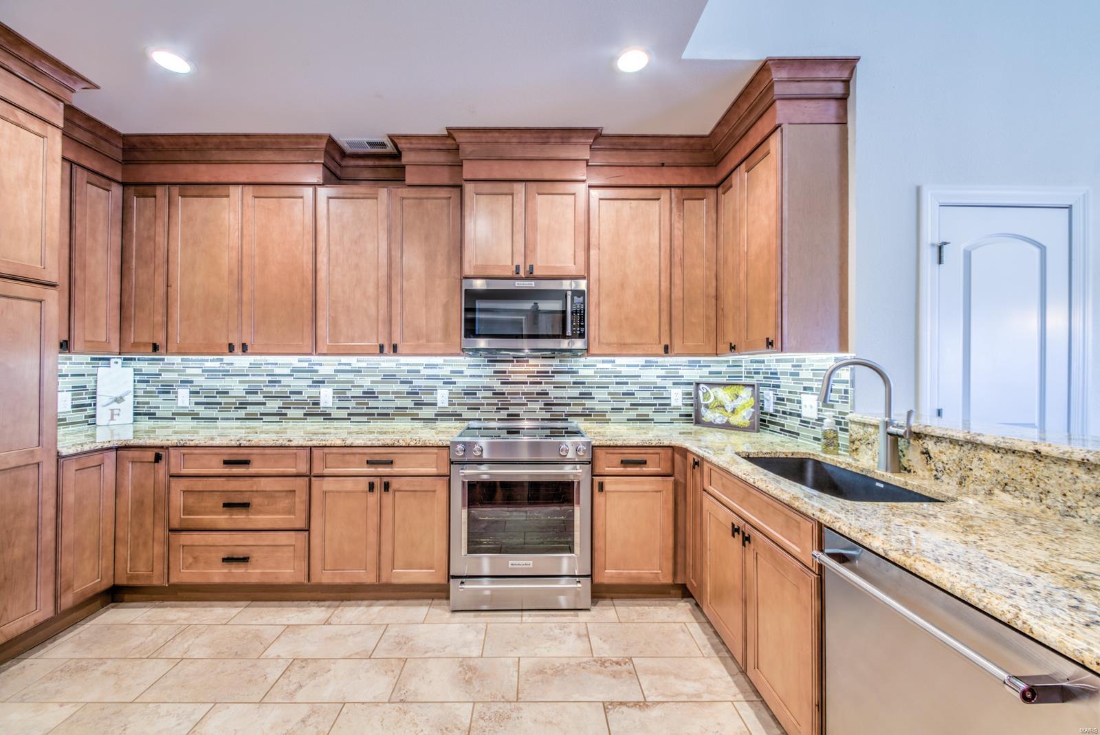 Loft Condo At Station Plaza The - Residential