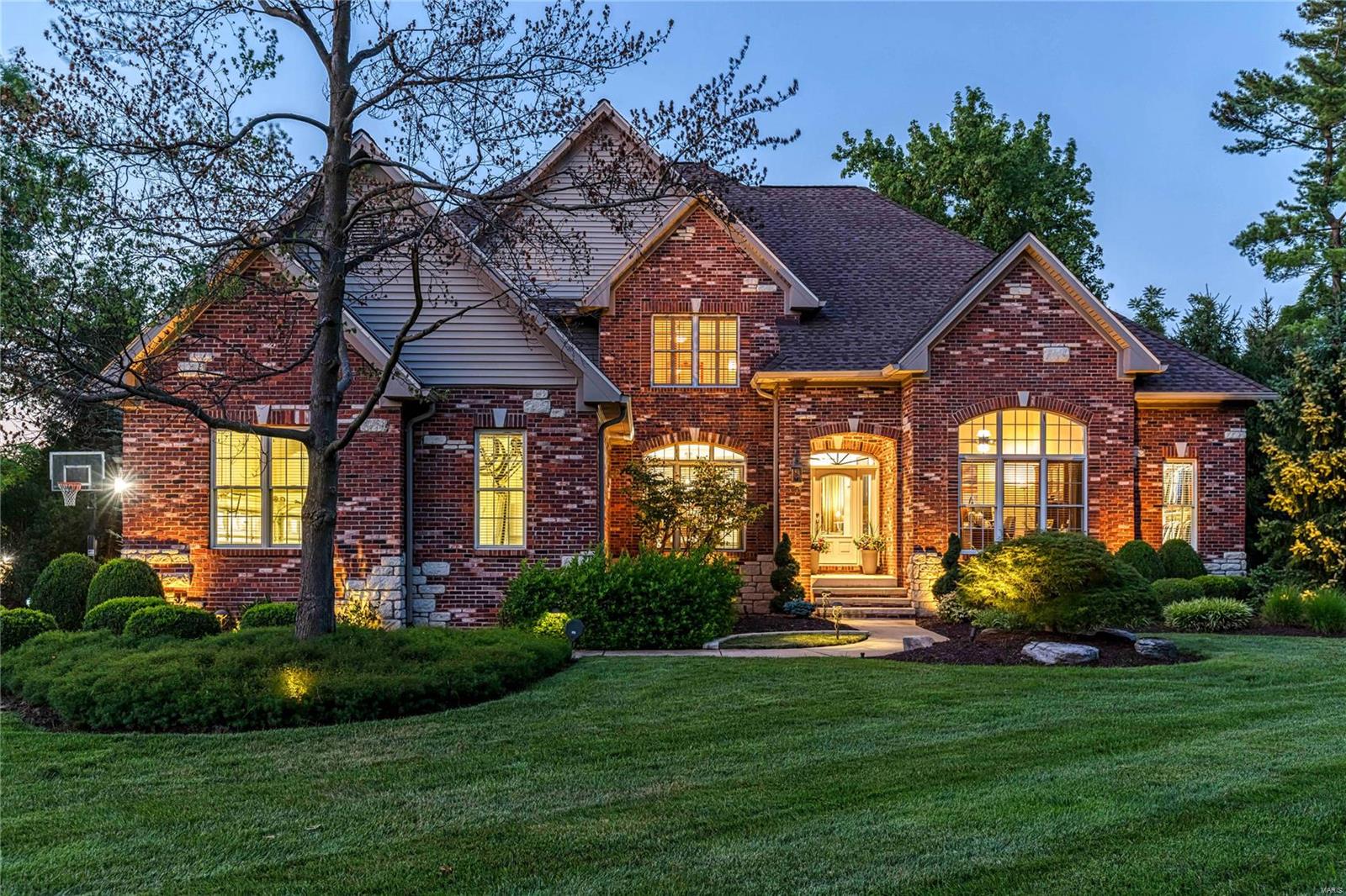 Town & Country Manor - Residential