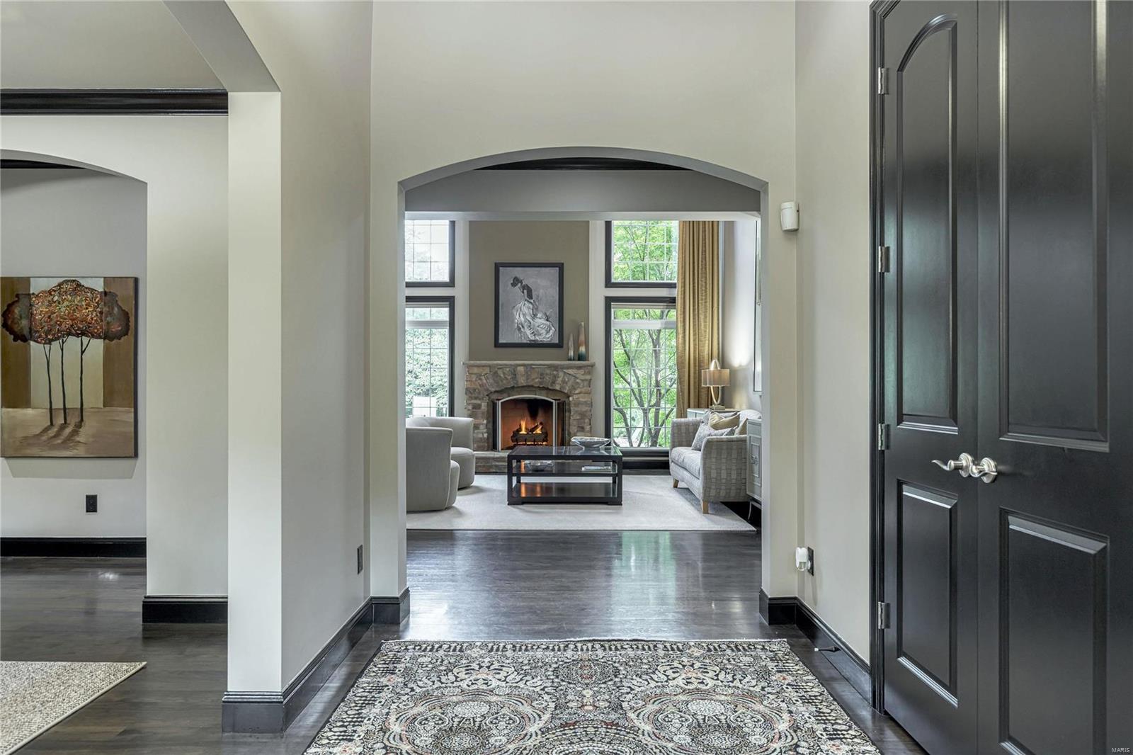 Town & Country Manor - Residential