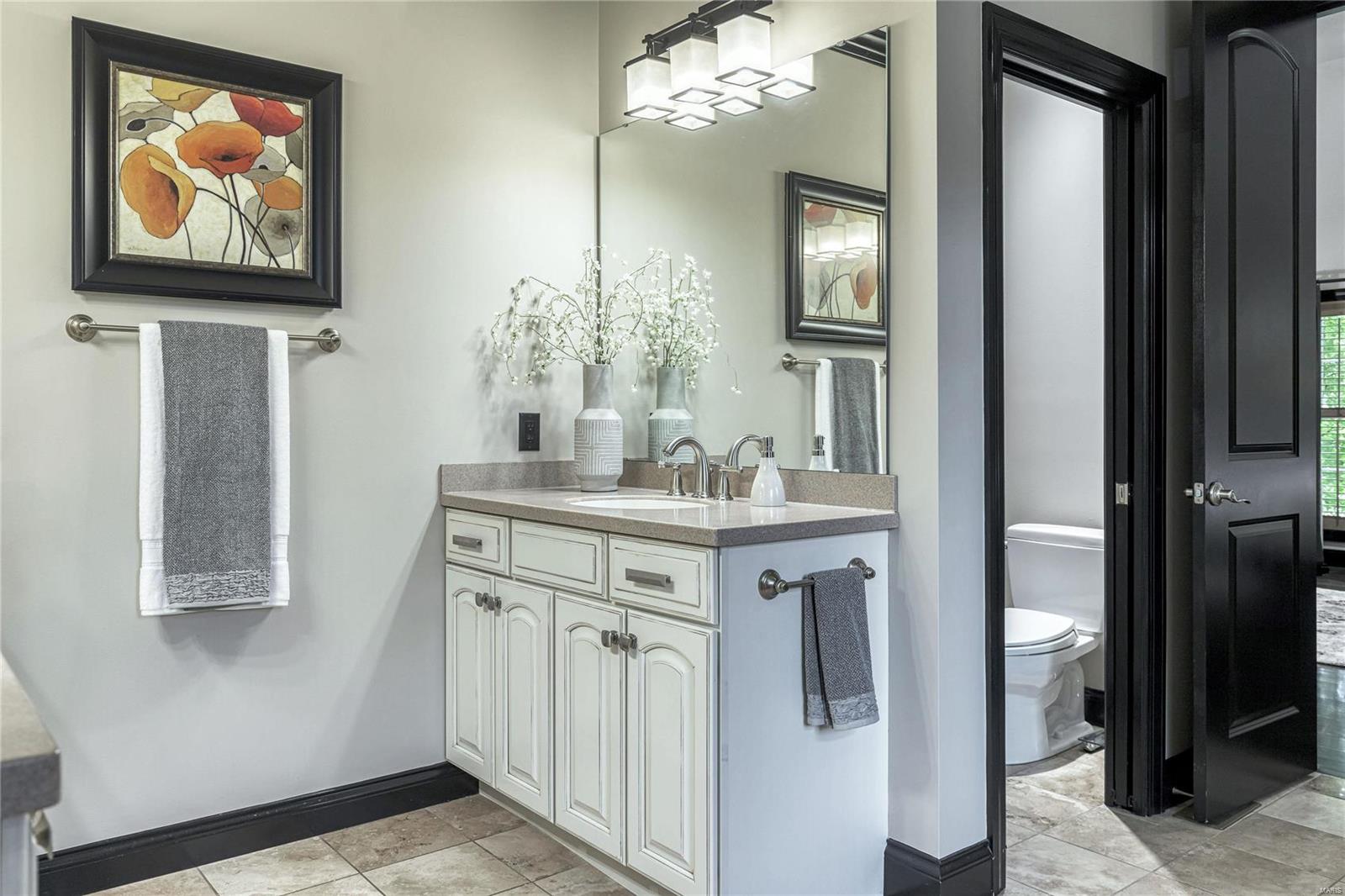 Town & Country Manor - Residential