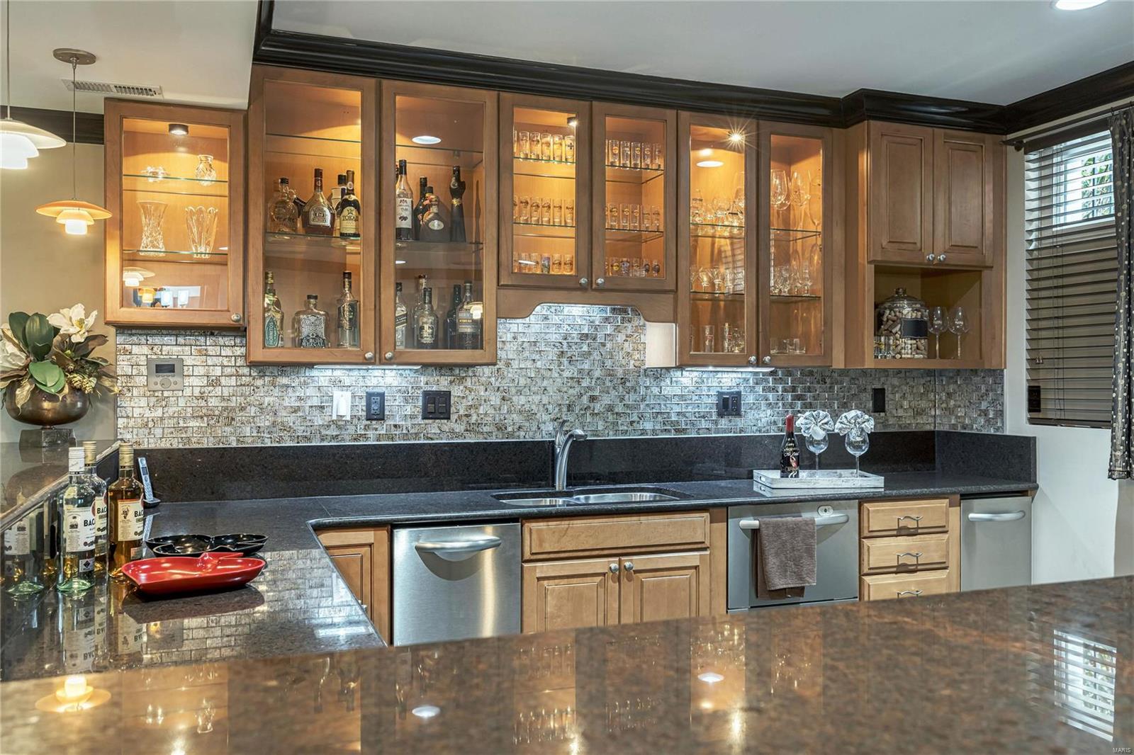 Town & Country Manor - Residential