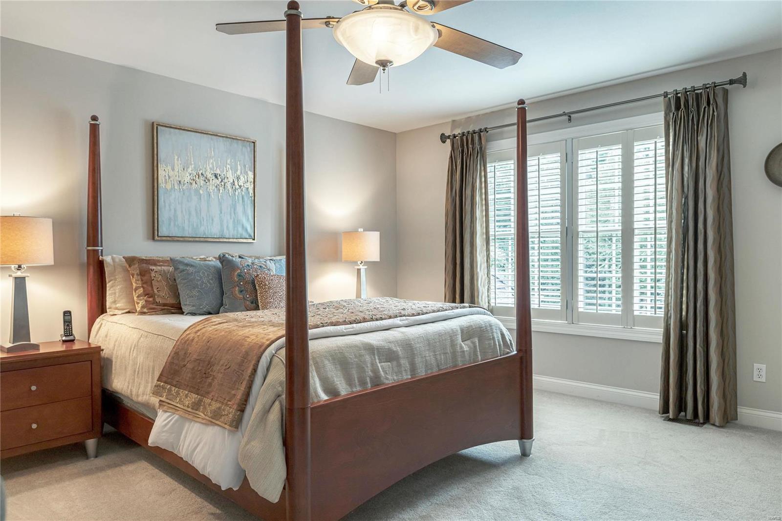 Town & Country Manor - Residential