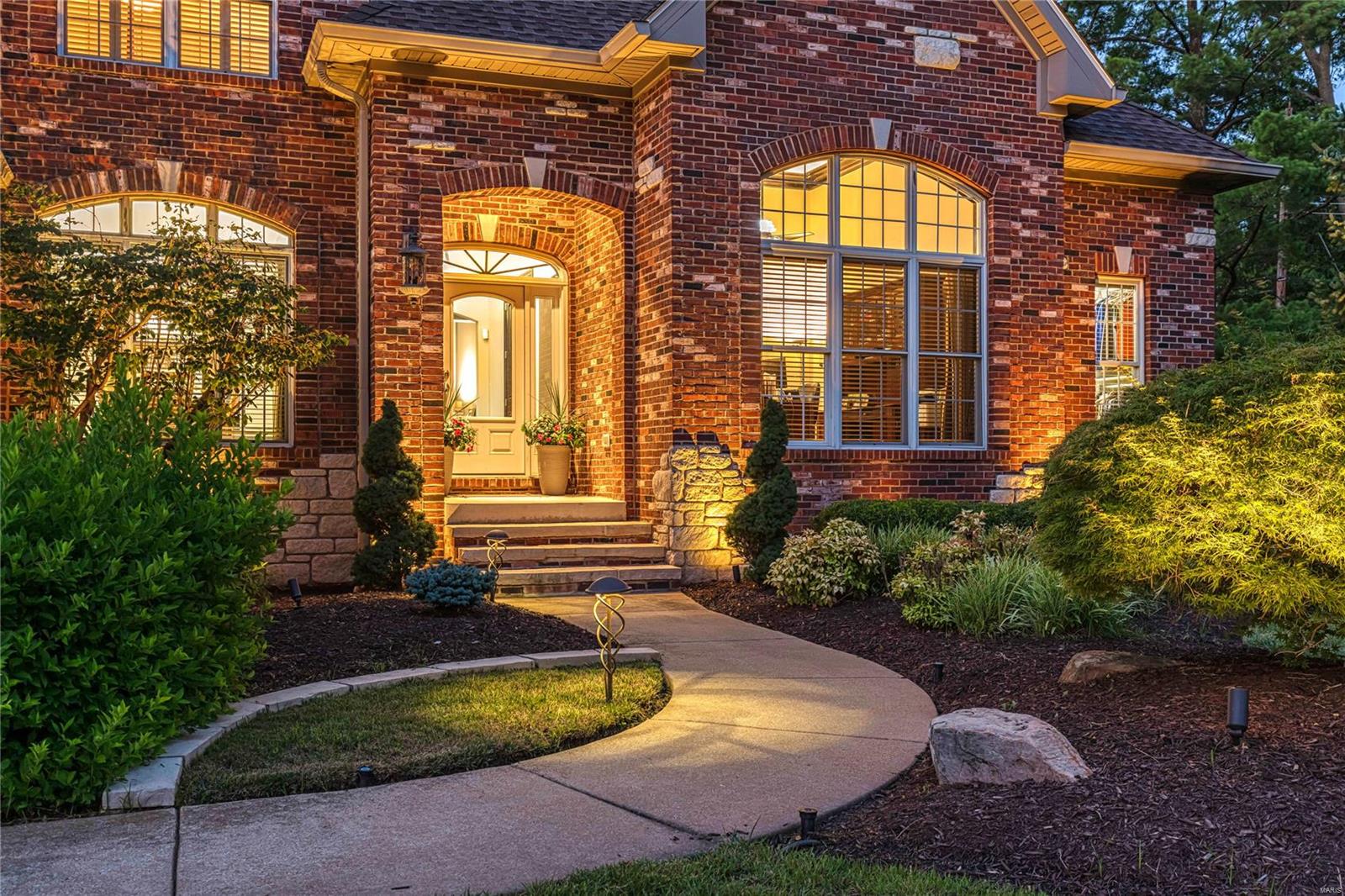 Town & Country Manor - Residential