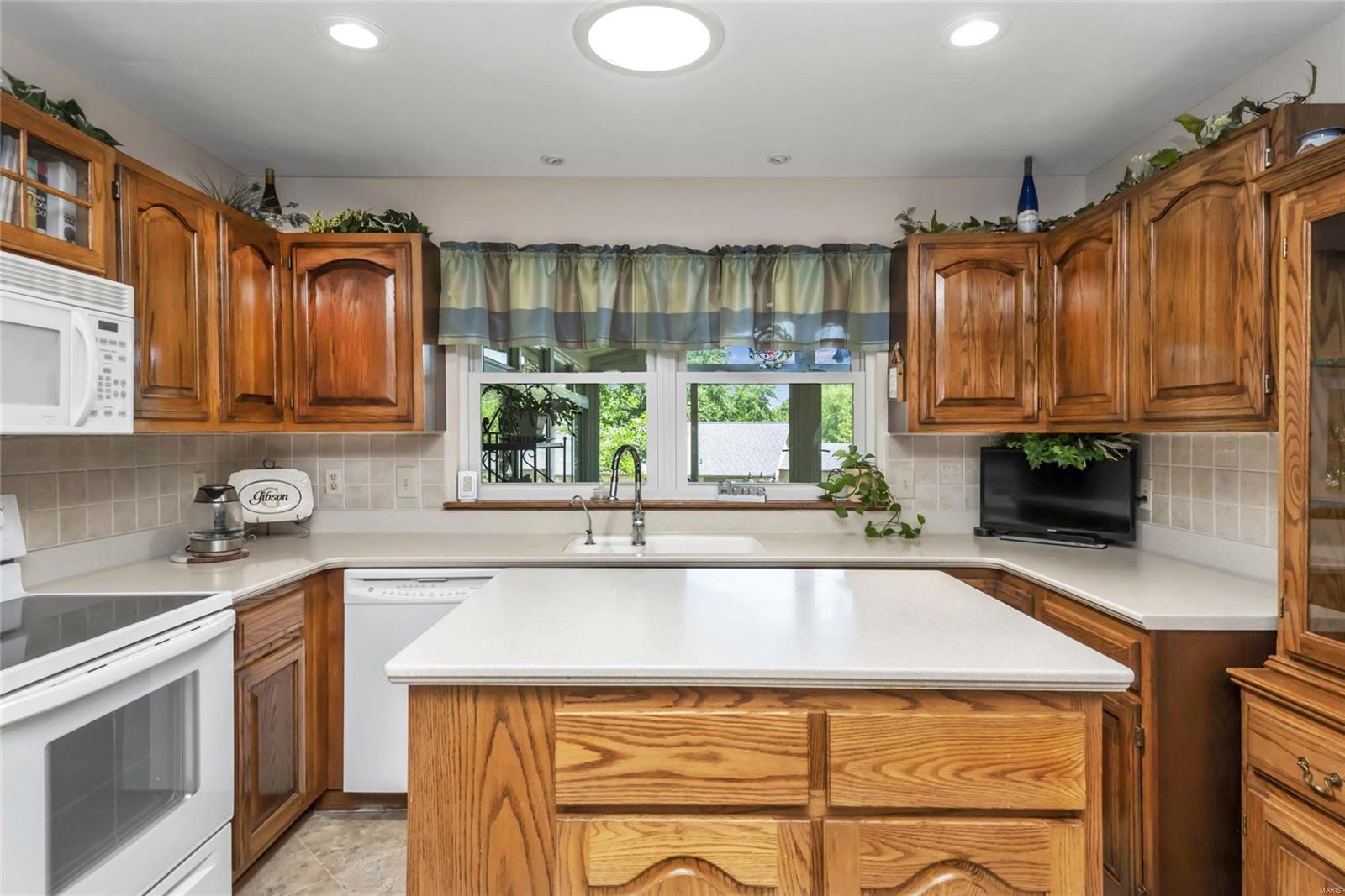 Country Creek #6 - Residential