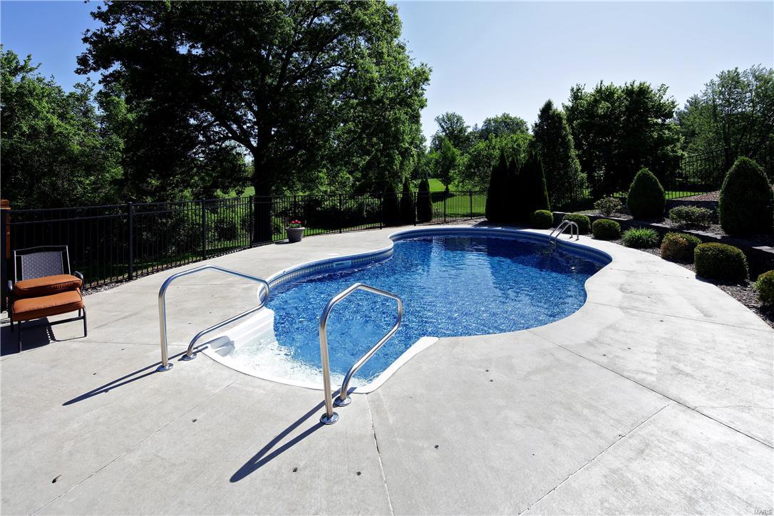 Rolling Hills - Residential