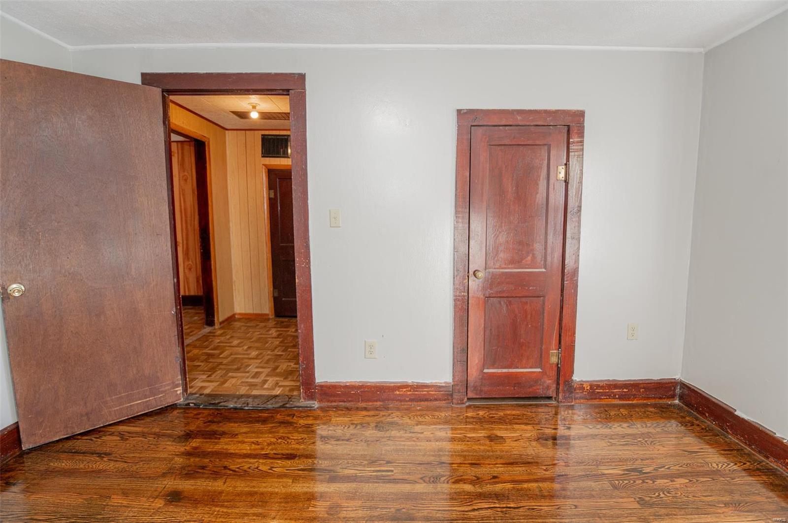 Elenberg First West Add - Residential