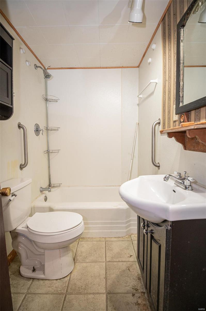 Elenberg First West Add - Residential