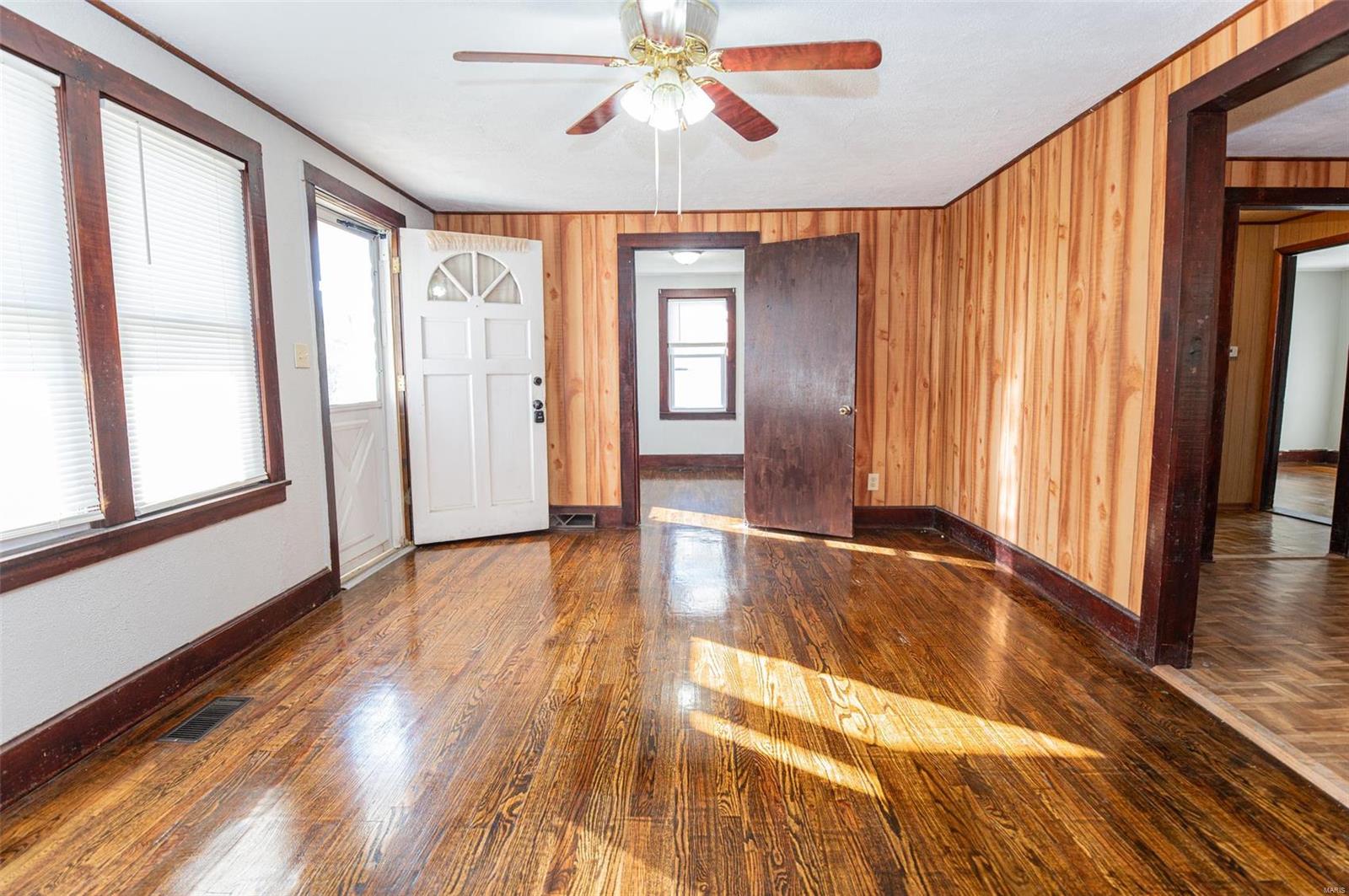 Elenberg First West Add - Residential