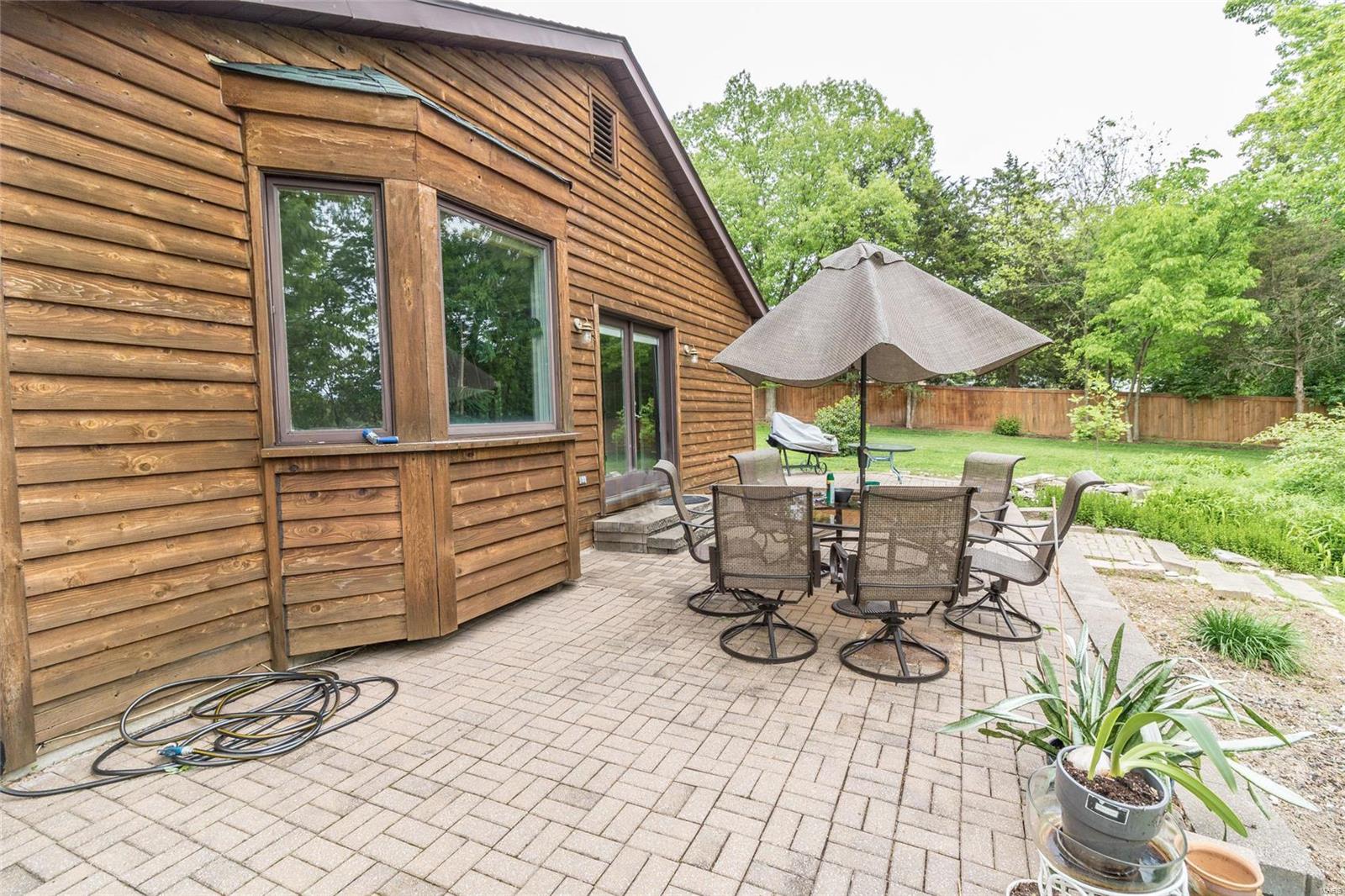 Lake Montowese 01 - Residential