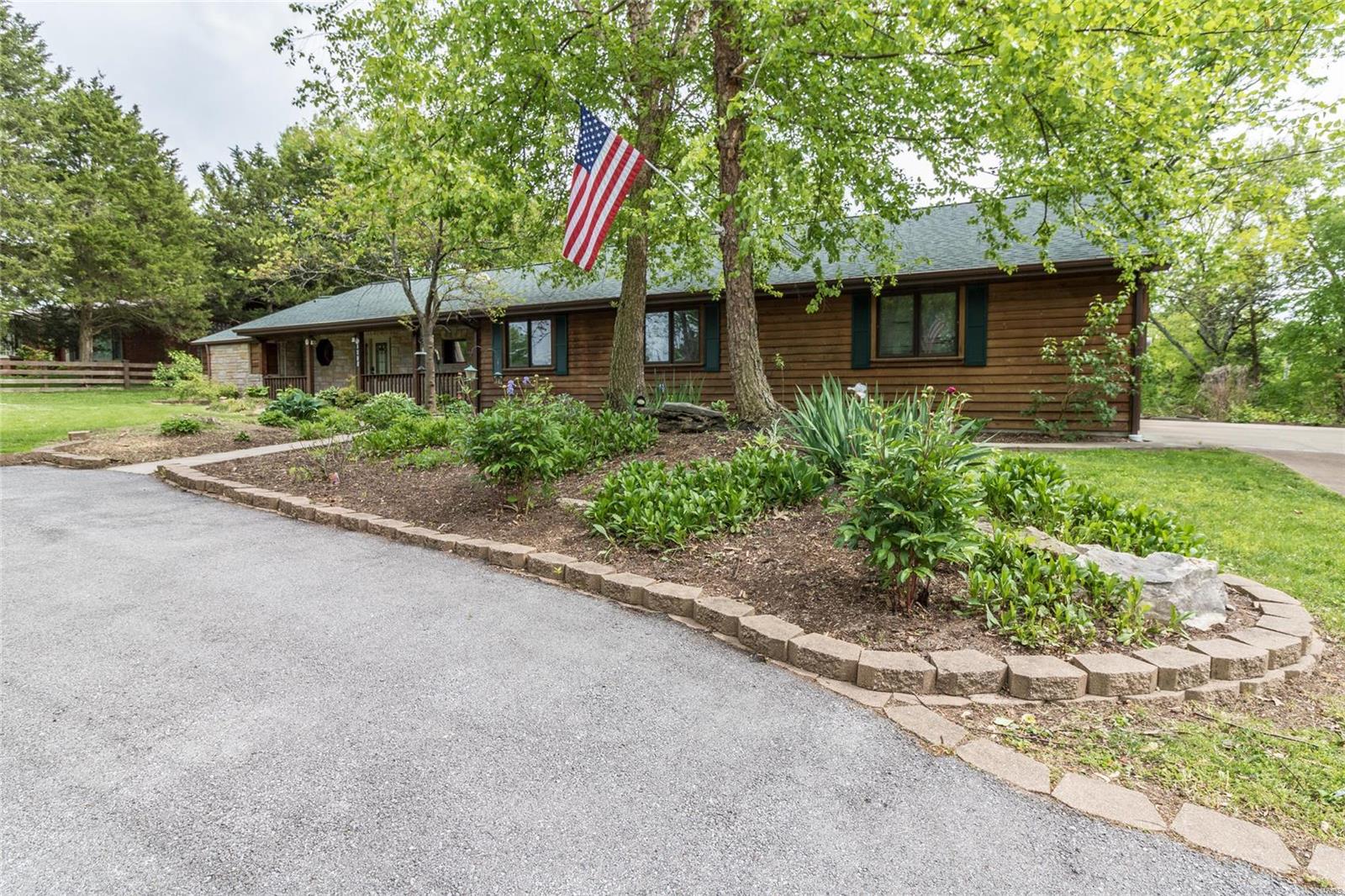 Lake Montowese 01 - Residential