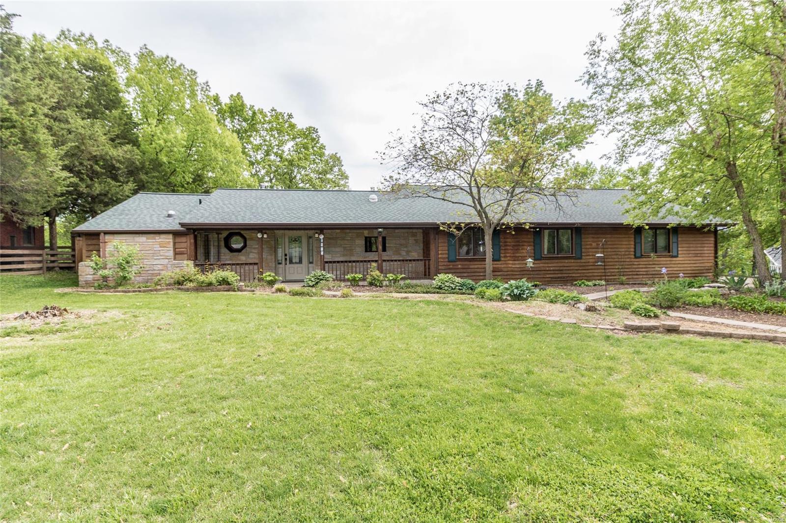 Lake Montowese 01 - Residential