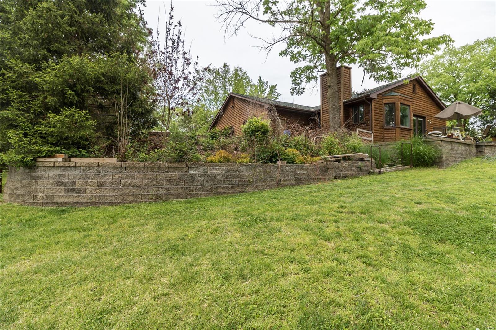 Lake Montowese 01 - Residential