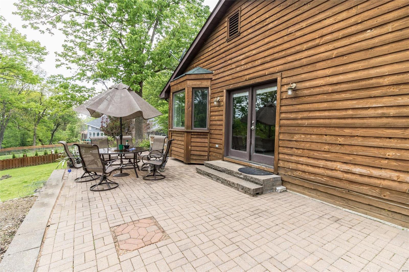 Lake Montowese 01 - Residential