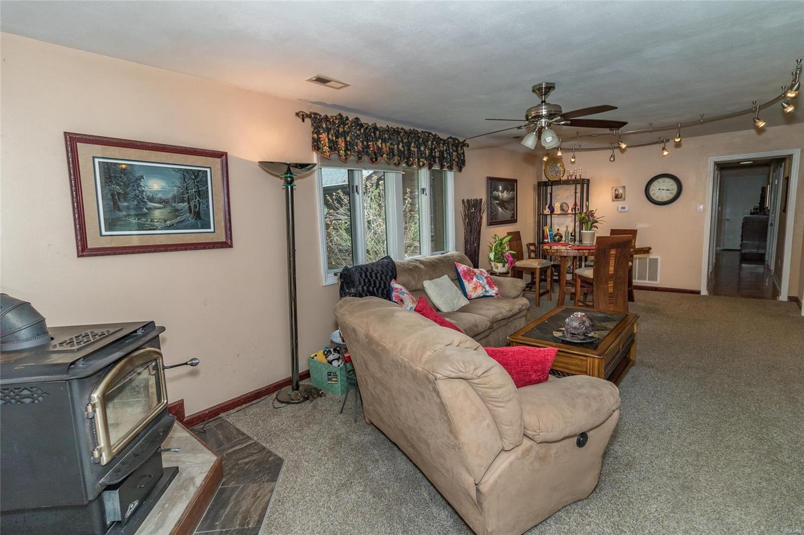 Lake Montowese 01 - Residential