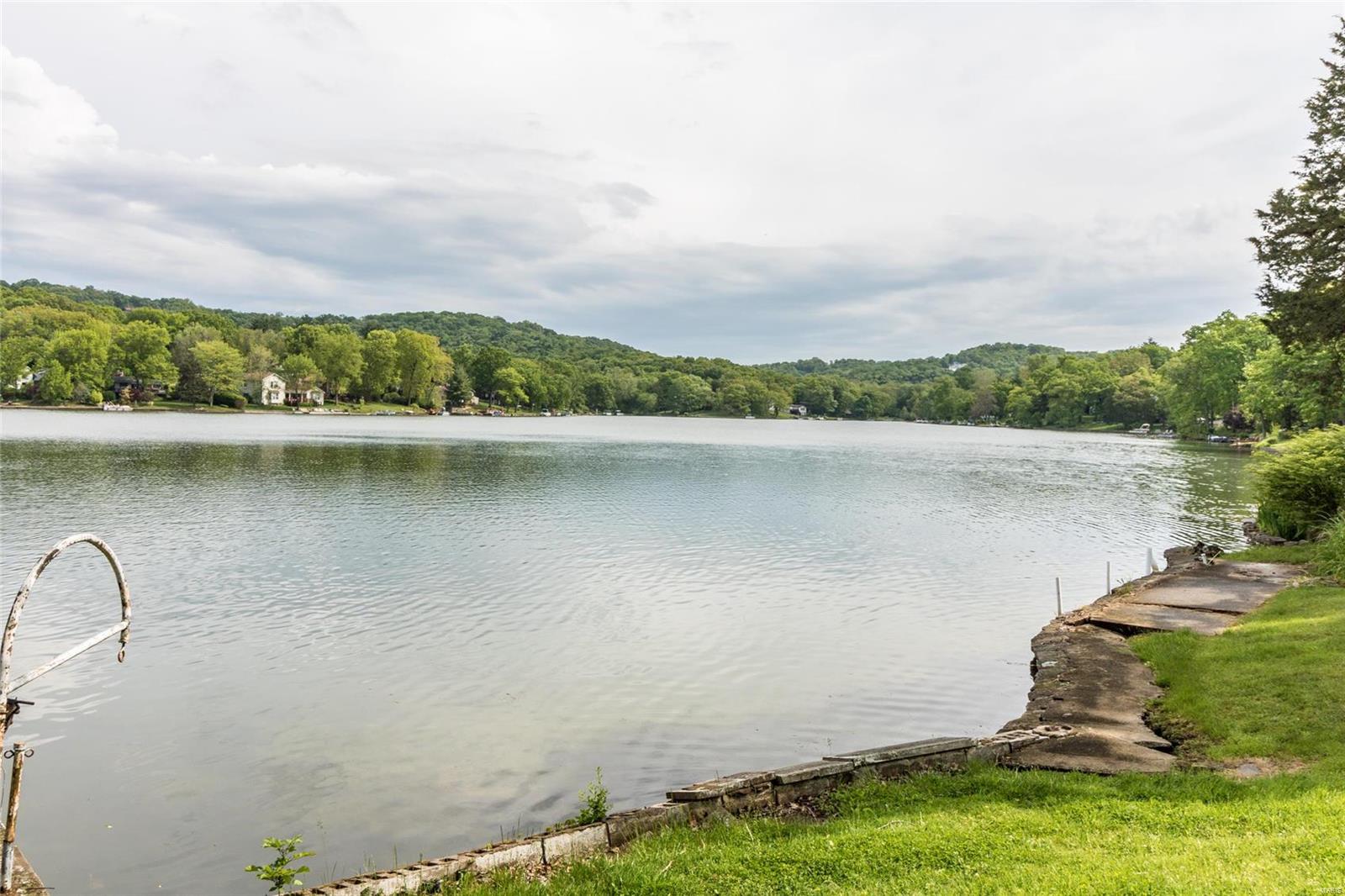 Lake Montowese 01 - Residential