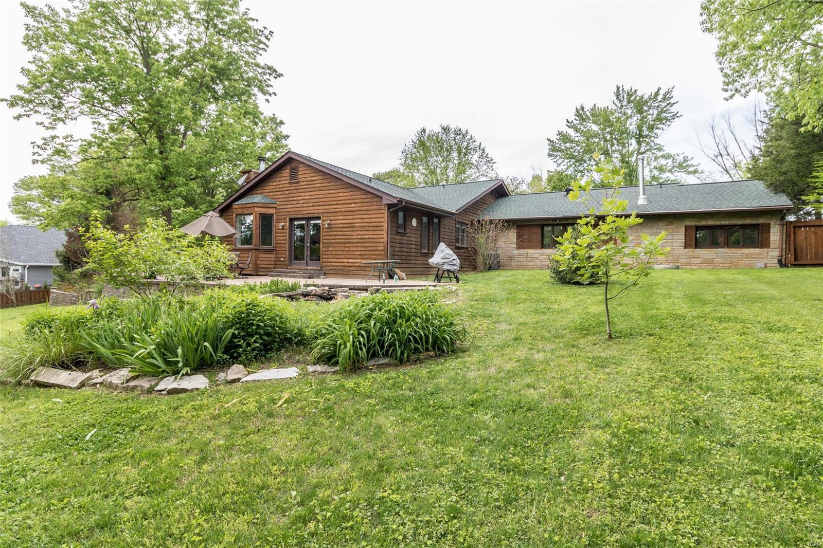 Lake Montowese 01 - Residential