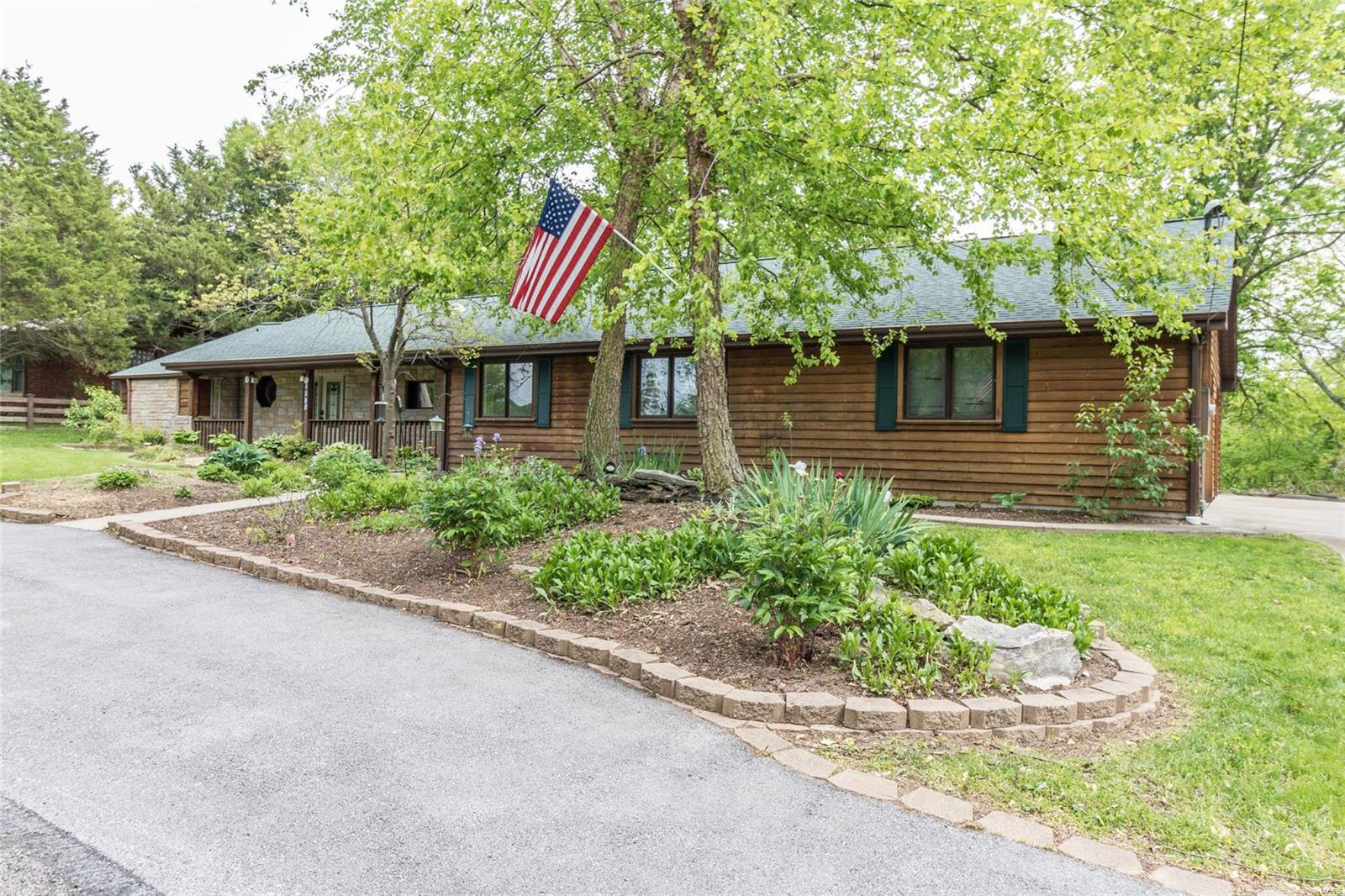 Lake Montowese 01 - Residential