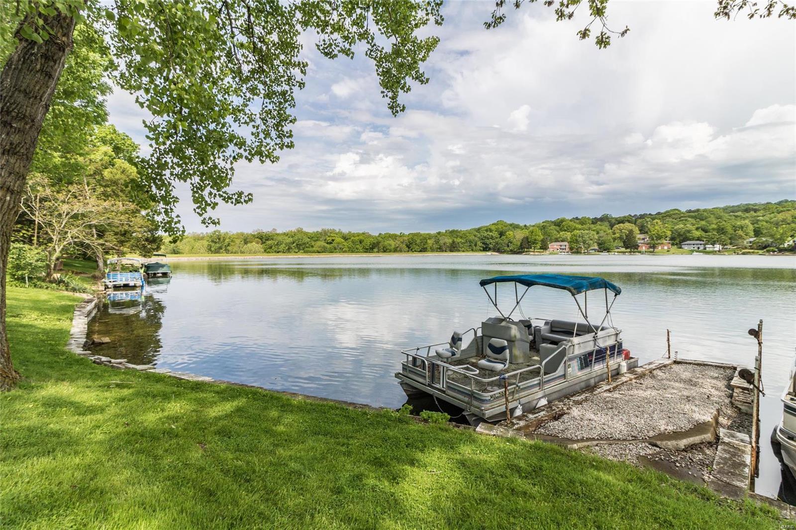 Lake Montowese 01 - Residential