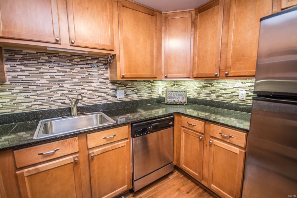 Traymoor 3 Condo - Residential