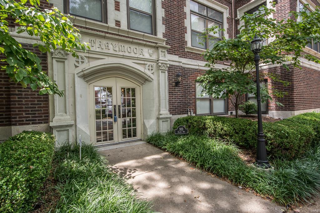 Traymoor 3 Condo - Residential