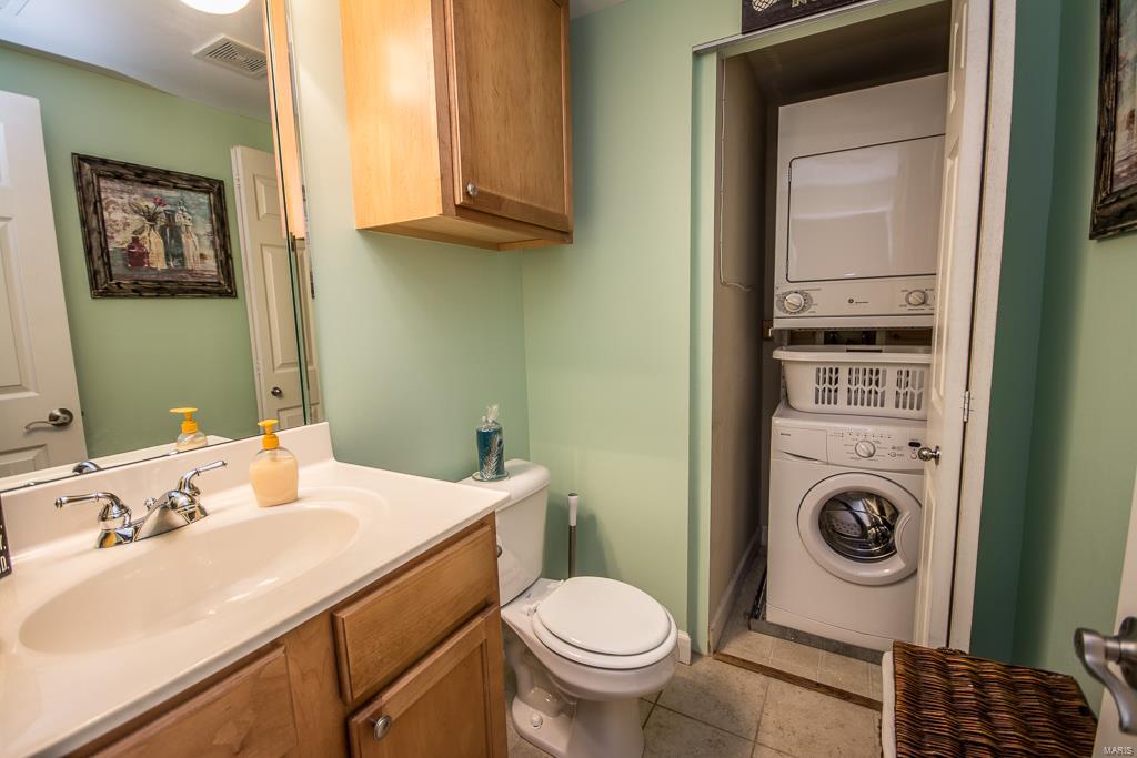 Traymoor 3 Condo - Residential