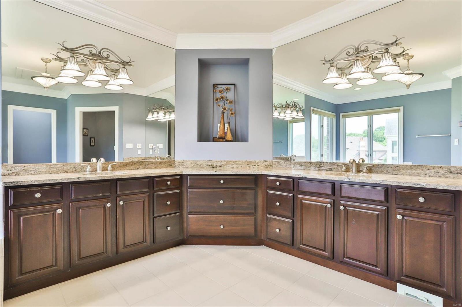 Devonworth - Residential