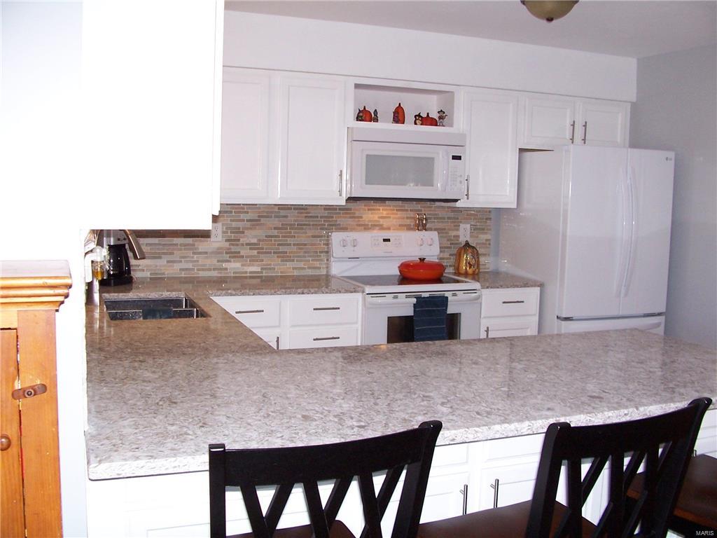 Est At Highgrove - Residential