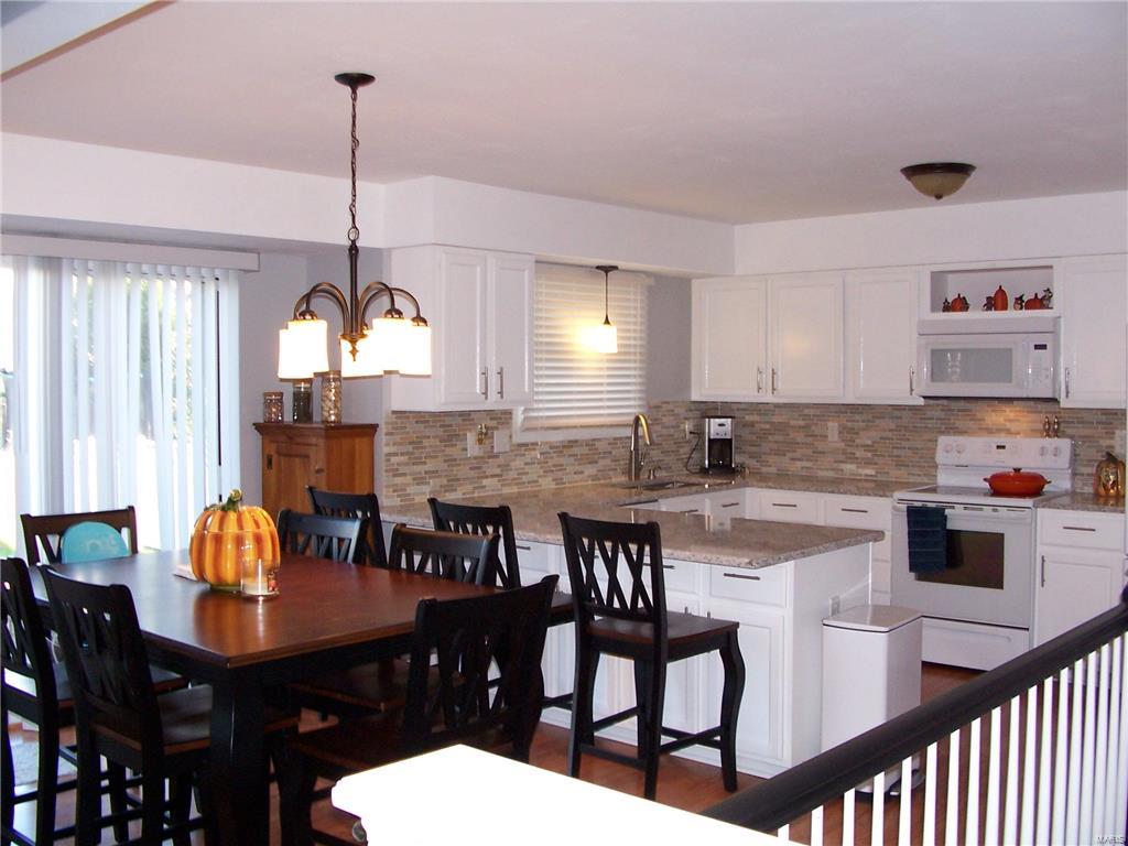 Est At Highgrove - Residential