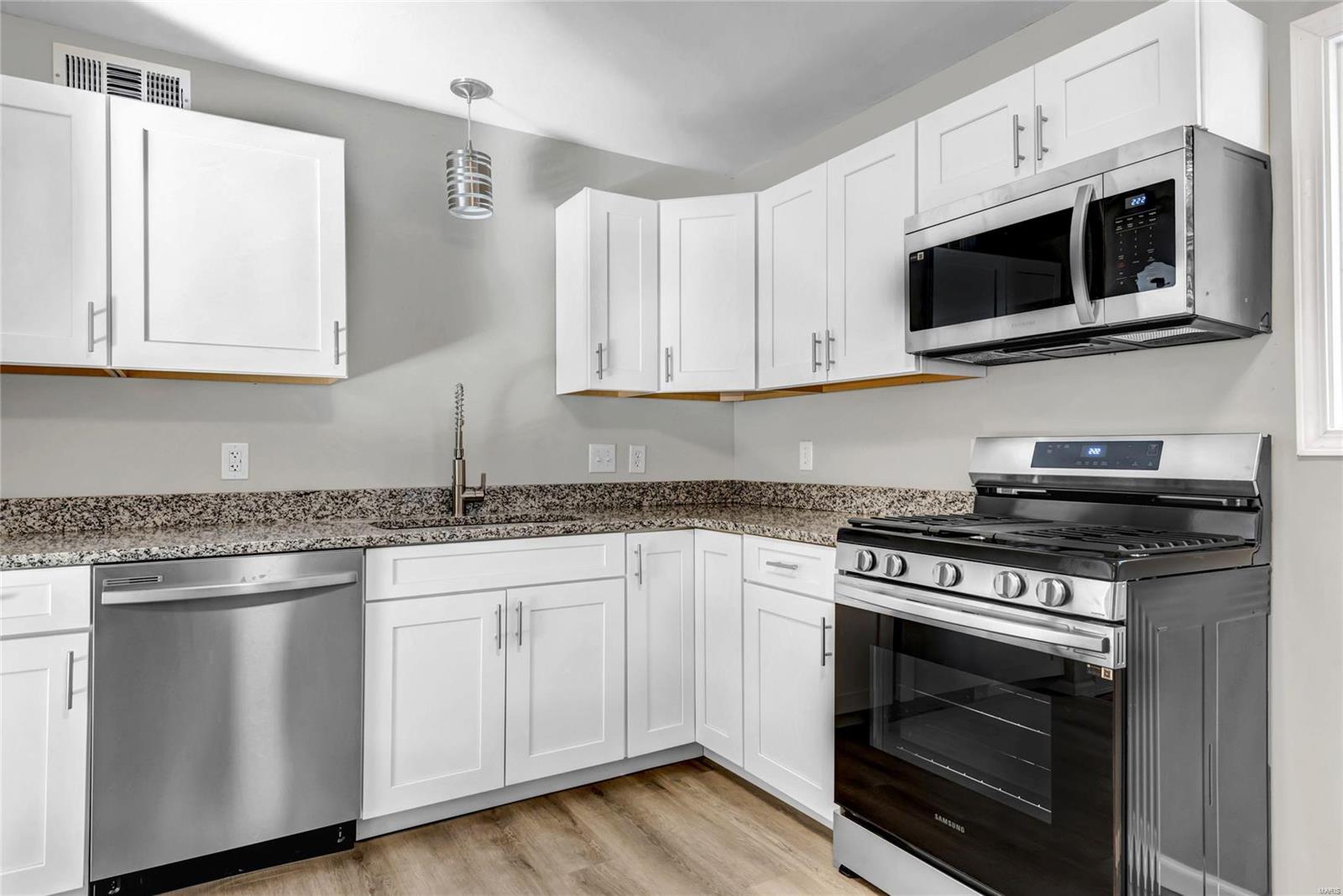 Knollwood - Residential