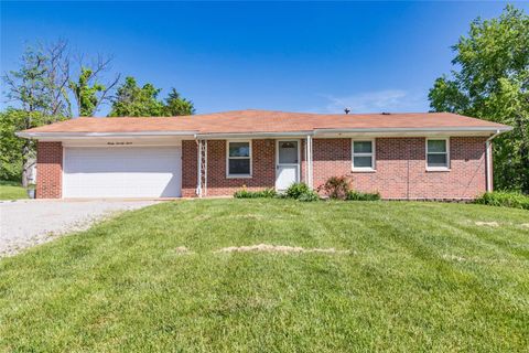 2077 Saline Road Fenton MO 63026