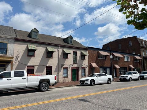 Multi Family in St Charles MO 910 2nd Street.jpg