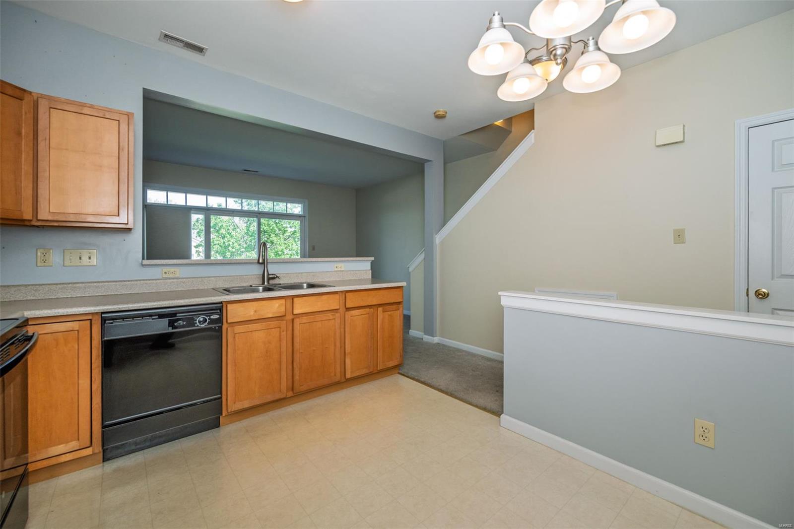 4832 Heritage Heights Circle