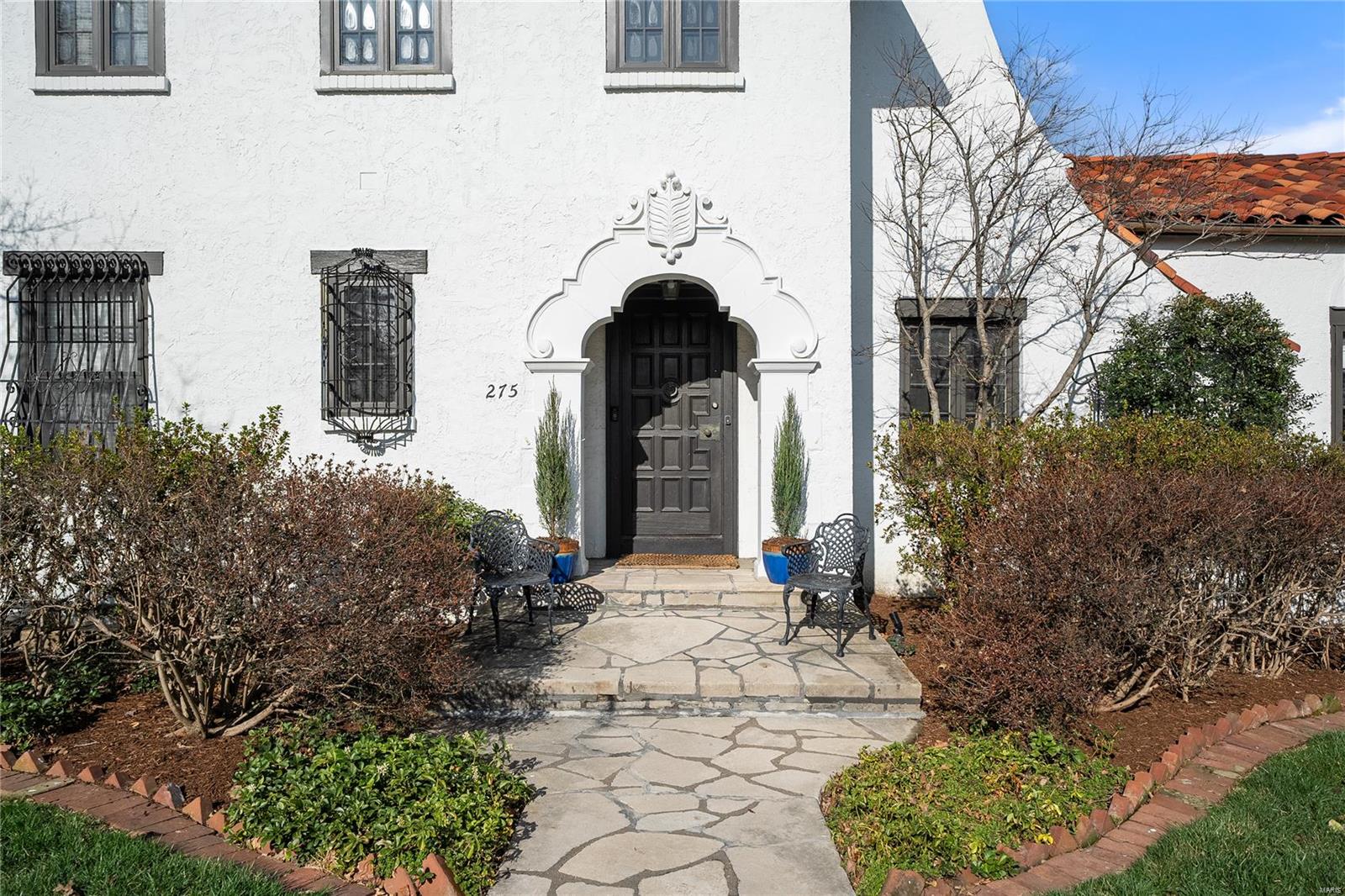 275 Blackmer Place