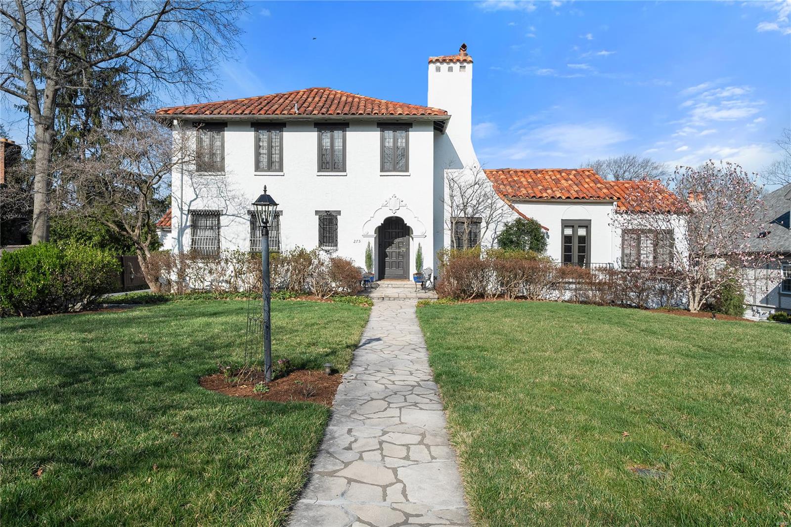 275 Blackmer Place