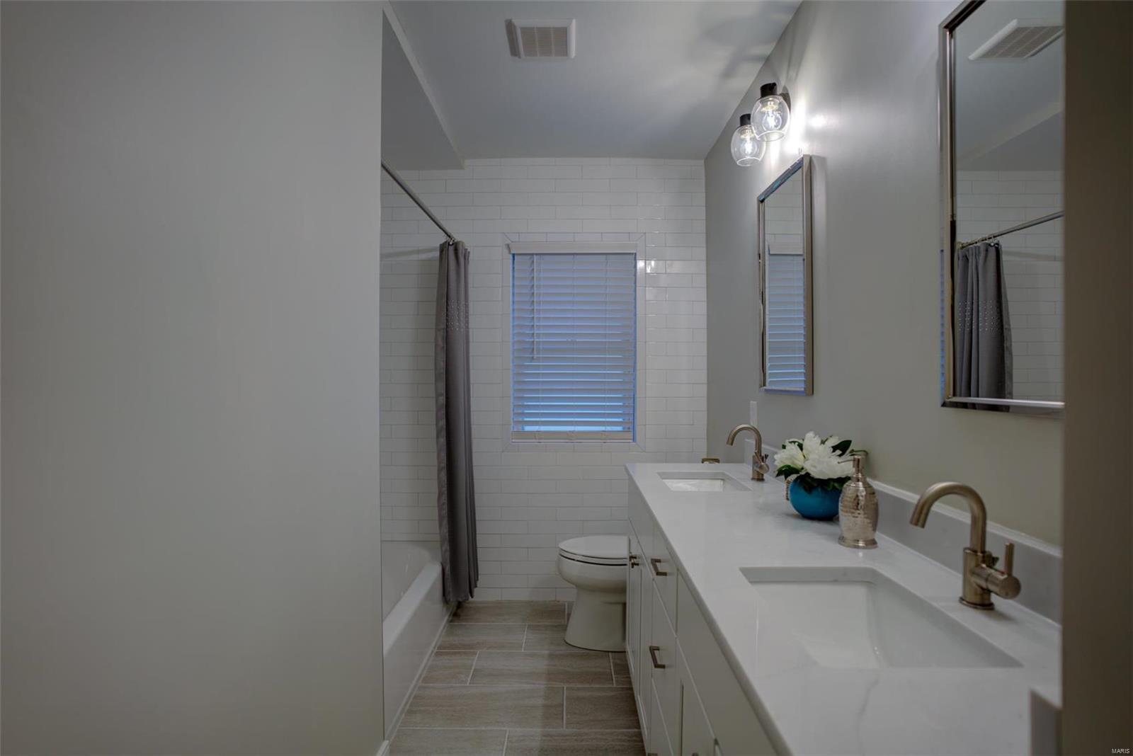 Oak Park Estate - Residential