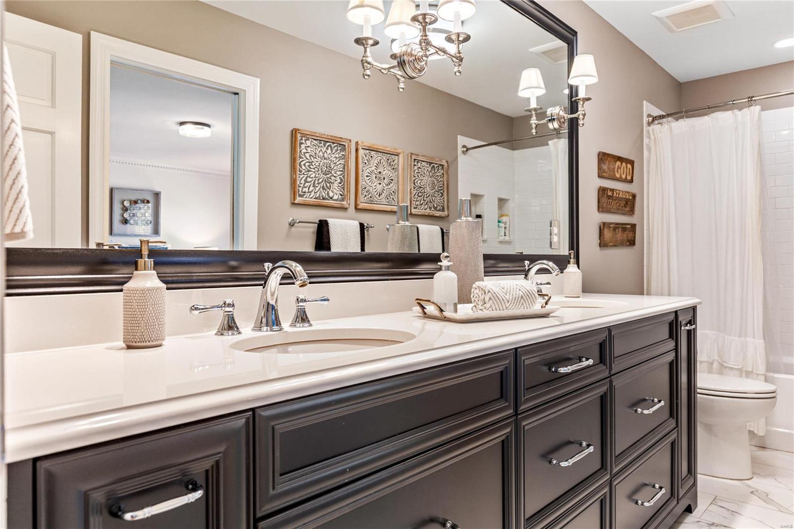 Barrington Place 2 - Residential