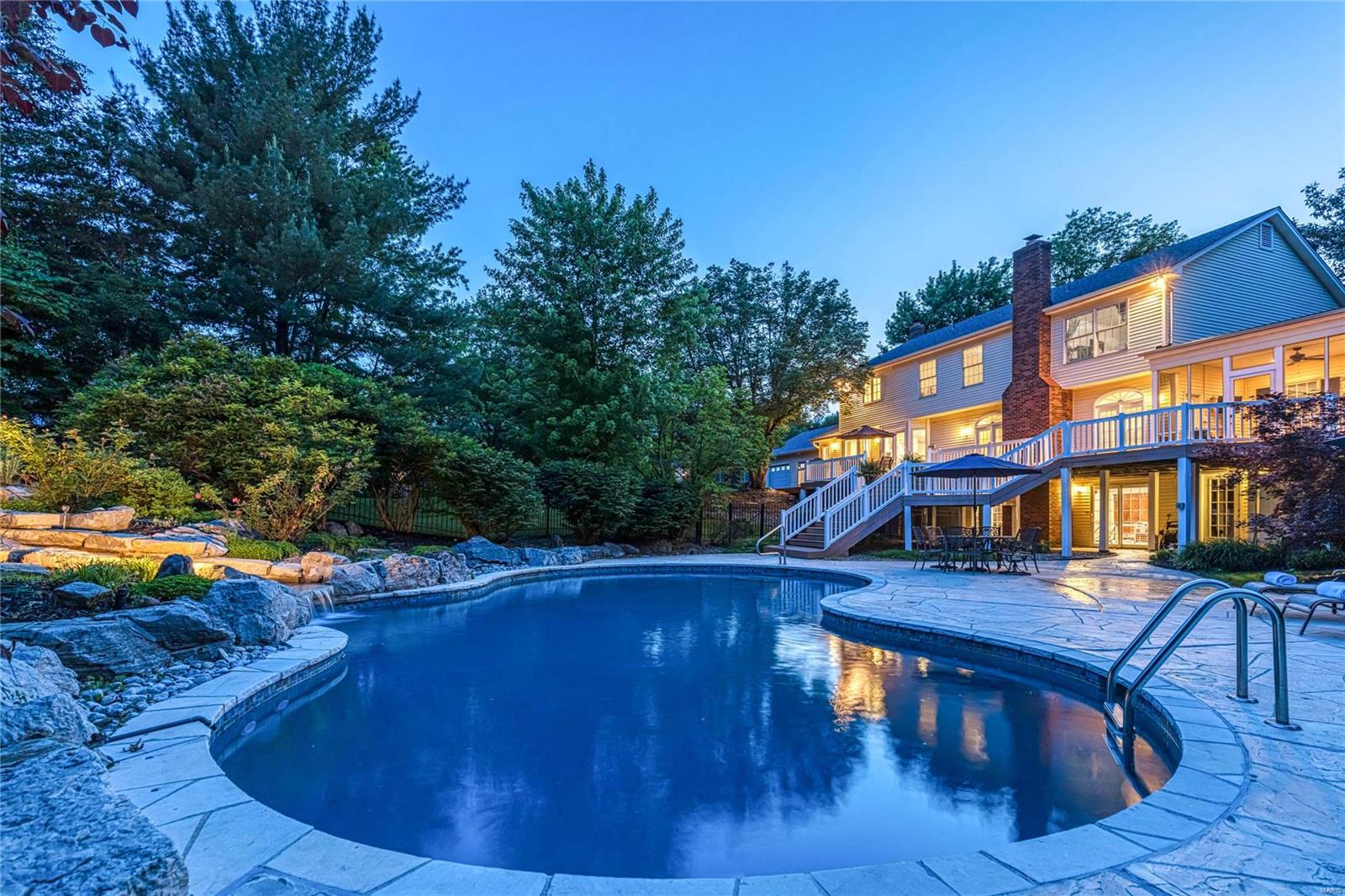 Barrington Place 2 - Residential