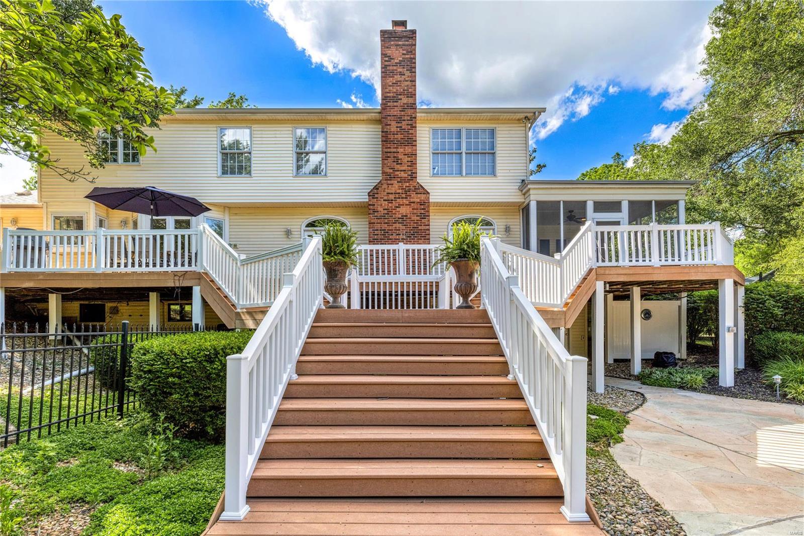 Barrington Place 2 - Residential